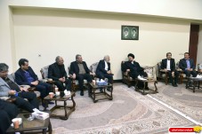 دیدار مدیران و معاونین مرکز خدمات مشاور ایرانیان خارج از کشور با آیت الله سید حسن خمینی