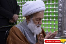 گزارش تصویری : ادای احترام شیخ عیسی قاسم رهبر شیعیان بحرین به مقام شامخ امام راحل