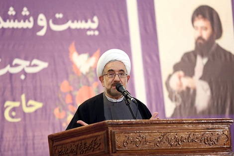 مقدم در مراسم بزرگداشت بیست و ششمین سالگرد ارتحال حاج سید احمد خمینی: به هوش باشیم، آسیب به جمهوریت نظام، آسیب به آرمان امام است