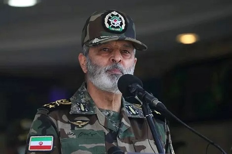 فرمانده کل ارتش: پیشرفت های امروزمان را مدیون کلام معنوی امام هستیم که می فرمود: ما می توانیم