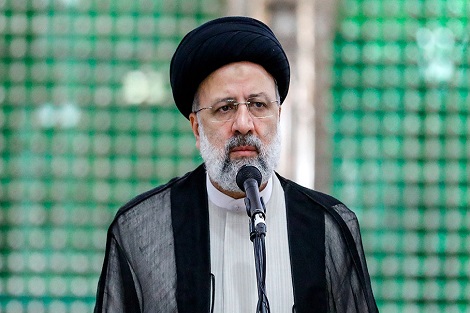 رئیس قوه قضاییه در حرم امام خمینی (ره):دستگاه قضا باید مقتدرانه عمل کند/ برای پیشبرد سند تحول محور را عدالت قرار دادیم