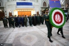تجدیدمیثاق فرماندهان و کارکنان نیروهای مسلح با حضور یادگار امام