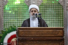 شهریاری: امام خمینی(س) معتقد...