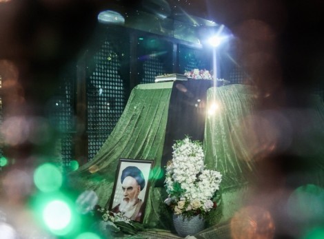 حرم امام خمینی(ره) میزبان دانش آموختگان دانشگاه امام حسین (ع)