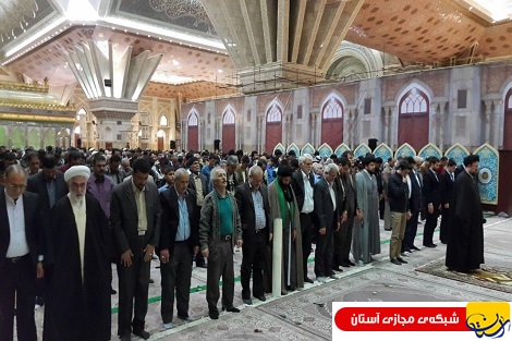 اولین نماز یادگار امام (س) در حرم مطهر+ عکس