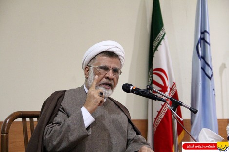 بازگشت احمدی نژاد یک شوخی است