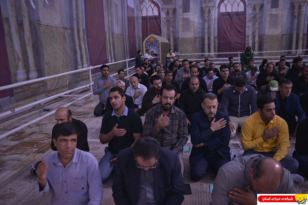 گزارش تصویری / مراسم زیارت عاشورا ششمین  روز محرم در حرم مطهر امام راحل