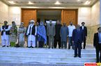 ادای احترام رییس مجلس ایالت بلوچستان پاکستان به مقام شامخ امام راحل(س)