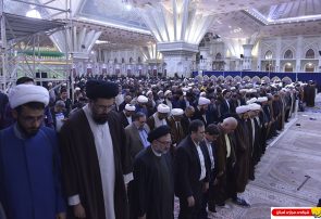 گزارش تصویری : آخرین نماز سال ۱۳۹۶ به امامت آیت الله سید حسن خمینی در حرم مطهر امام راحل