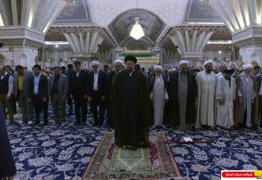 گزارش تصویری : اقامه اولین نماز سال ۹۷ در حرم مطهر امام راحل به امامت آیت الله سید حسن خمینی