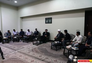 گزارش تصویری : دیدار جمعی ازاعضای  ترکیه ای اتحادیه جهانی تقریب نهاد جوانان با یادگار امام