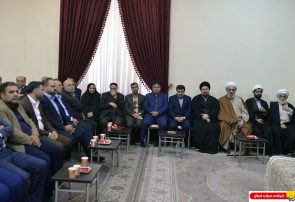 گزارش تصویری : دیدار شهردار و کارکنان شهرداری منطقه ۱۹ با یادگار امام