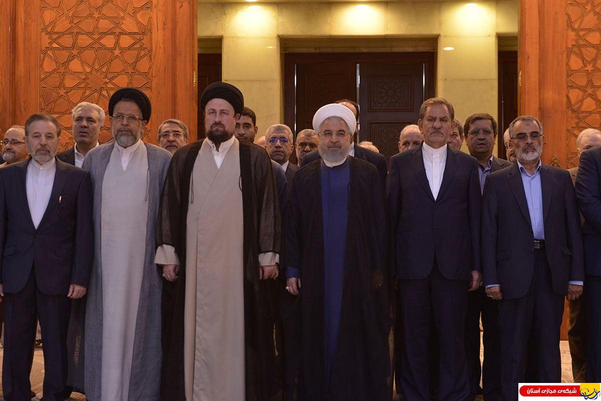 گزارش تصویری : تجدید میثاق رییس جمهور و اعضای هیات دولت با آرمانهای بلند امام خمینی(ره)
