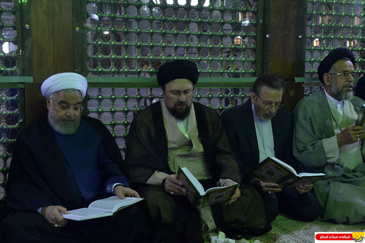 گزارش تصویری : مراسم افتتاحیه هشتمین دوره اردوی ملی فرهنگی آموزشی طریق جاوید جهاد دانشگاهی در حرم امام راحل