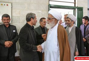 سید علی خمینی در مراسم ختم فرزند یکی از کارکنان حرم مطهر امام خمینی(س)