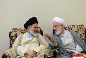 تجدید میثاق رییس و اعضای مجلس خبرگان رهبري با آرمان های امام خمینی (س)