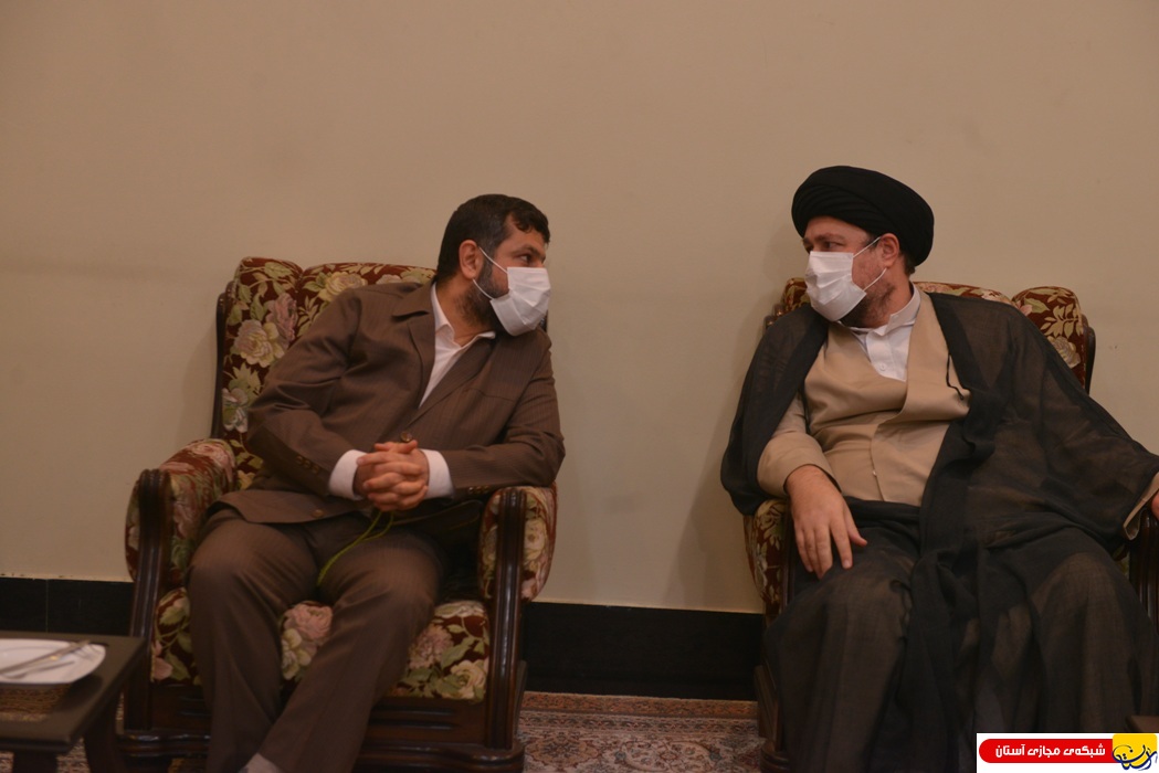 دیدار رییس و جمعی از کارکنان سازمان استاندارد با یادگار امام