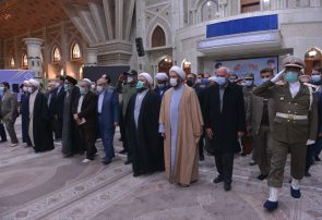 تجدید میثاق اعضای ستاد دهه فجر انقلاب اسلامی با آرمان های امام راحل در حرم مطهر