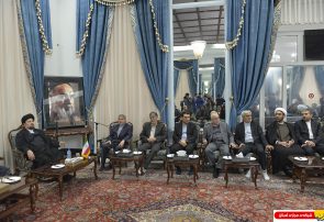 دیدار وزیر فرهنگ و ارشاد با آیت الله سید حسن خمینی
