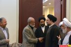 دیدار جمعی از خانواده شهدا با آیت الله سید حسن خمینی