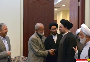دیدار جمعی از خانواده شهدا با آیت الله سید حسن خمینی