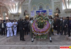 تجدید میثاق وزیر ورزش و جعی از ورزشکاران با آرمانهای امام راحل