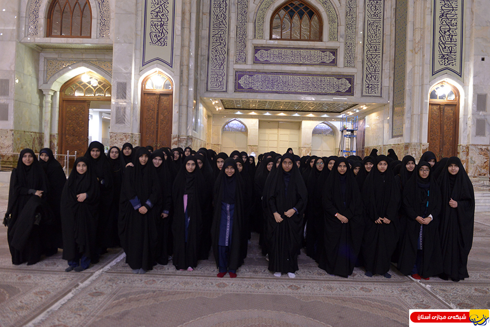 ادای احترام دبیرستان تزکیه در حرم مطهر امام راحل