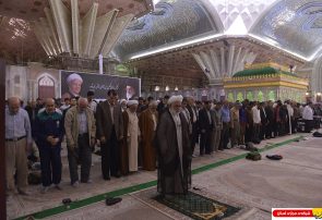 مراسم میلاد باسعادت پنجمین اختر تابناک امامت در حرم مطهر امام راحل