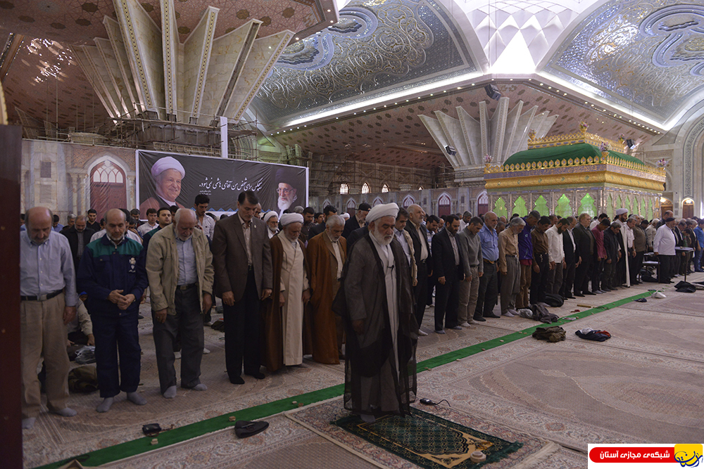 مراسم میلاد باسعادت پنجمین اختر تابناک امامت در حرم مطهر امام راحل