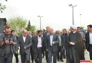 بازدید شهردار تهران از نمایشگاه عطر یاس