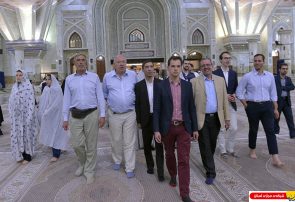 ادای احترام اساتید و دانشجویان بلژیکی به مقام شامخ امام راحل (س)