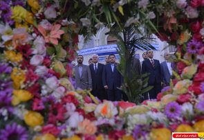 ادای احترام وزیر کشور عراق و هیئت همراه به مقام شامخ امام راحل