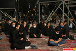 گزارش تصویری : برگزاری مراسم شب پنجم محرم در حرم مطهر امام راحل