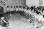 تصویری کمتر دیده شده از دیدار ارتشیان با امام خمینی