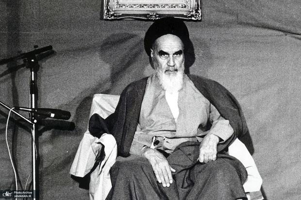 تبیین پیوند ارتش و مردم در کلام امام