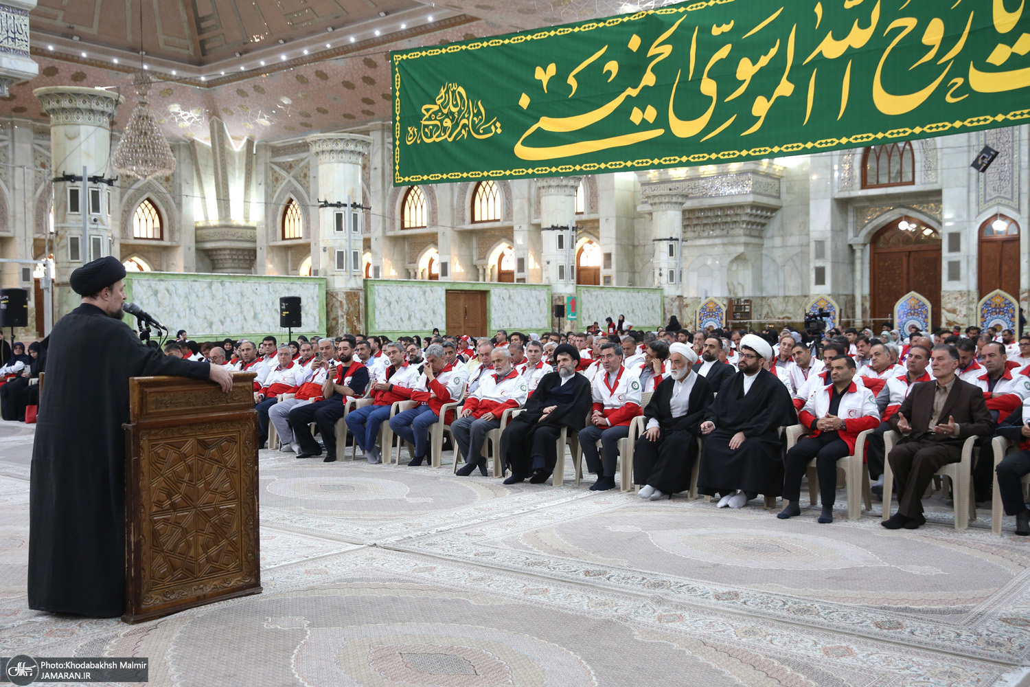 دیدار مدیران و امدادگران هلال احمر با آیت الله سید حسن خمینی و تجدید بیعت با امام راحل