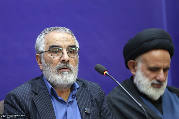 انصاری: مکتب سیاسی امام نشأت گرفته از مکتب امیرالمؤمنین(ع) است