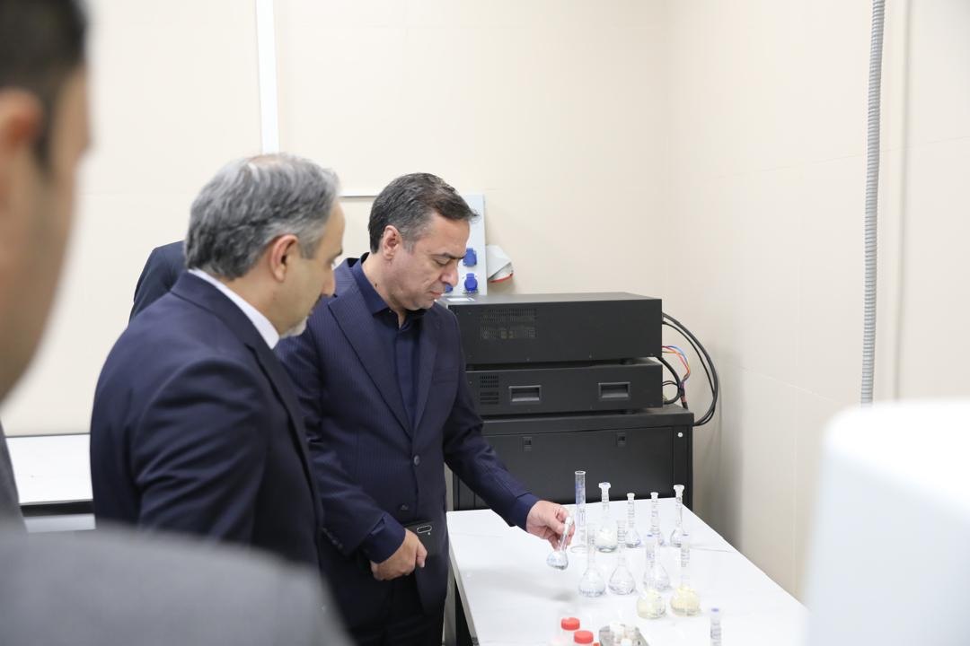 سرپرست بانک صادرات ایران از مجتمع ایمنی و سنجش آلایندگی خودرو بازدید کرد / قربان اسکندری: توسعه فراتر از اعداد مالی است، سرمایه انسانی متخصص و خلاق محور پیشرفت پایدار است