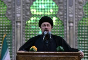 یادگار امام : ملتی که از روز تولد نام سیدالشهداء(ع) را بر زبان دارد و حیات با ظالمین را جز خسارت نمی داند، در خون او استقامت وجود دارد.