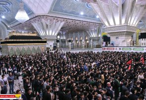 چهاردهمین سوگواره دانش‌آموزی «احلی من العسل» در حرم مطهر امام خمینی(س)