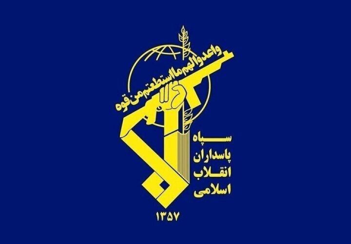 نیروی دریایی سپاه: عبور ایمن از تنگه هرمز تنها از مسیرهای اعلامی جمهوری اسلامی ایران ممکن است / هماهنگی با نیروی دریایی سپاه برای عبور از تنگه هرمز الزامی است