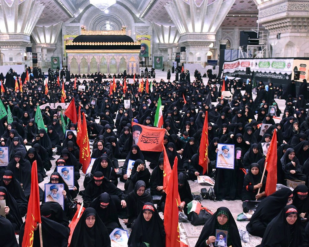 همایش بانوان عاشورایی در حرم مطهر امام خمینی (س)
