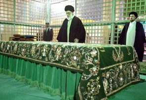 حضور ۴ دهه رهبر شهید انقلاب در حرم مطهر امام خمینی(ره) با همراهی آیت الله سید حسن خمینی