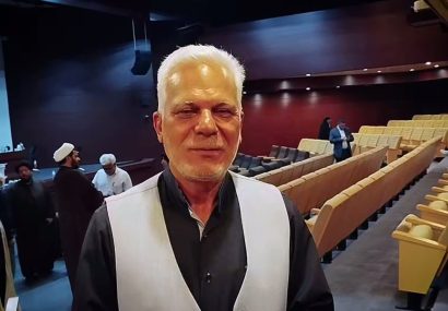 مجمع عمومی جامعه قرآنی کشور با حضور جمعی از مدیران، قاریان، حافظان، اساتید و فعالان قرآنی، به میزبانی آستان مقدس امام خمینی(ره)