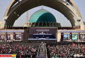غم دلسوختگان رهبر شهید در مراسم وداع با پیکر مطهر قائد شهید امت در مصلی تهران / اشک‌ها و دل‌های سوخته در آخرین وداع با پدر مهربانی‌ها