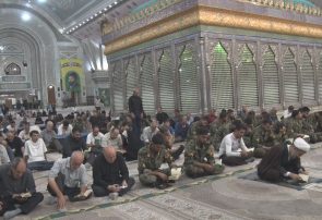 مراسم شهادت امام حسن عسکری (ع) و دعای پر فیض کمیل در آستان مقدس امام خمینی(س)