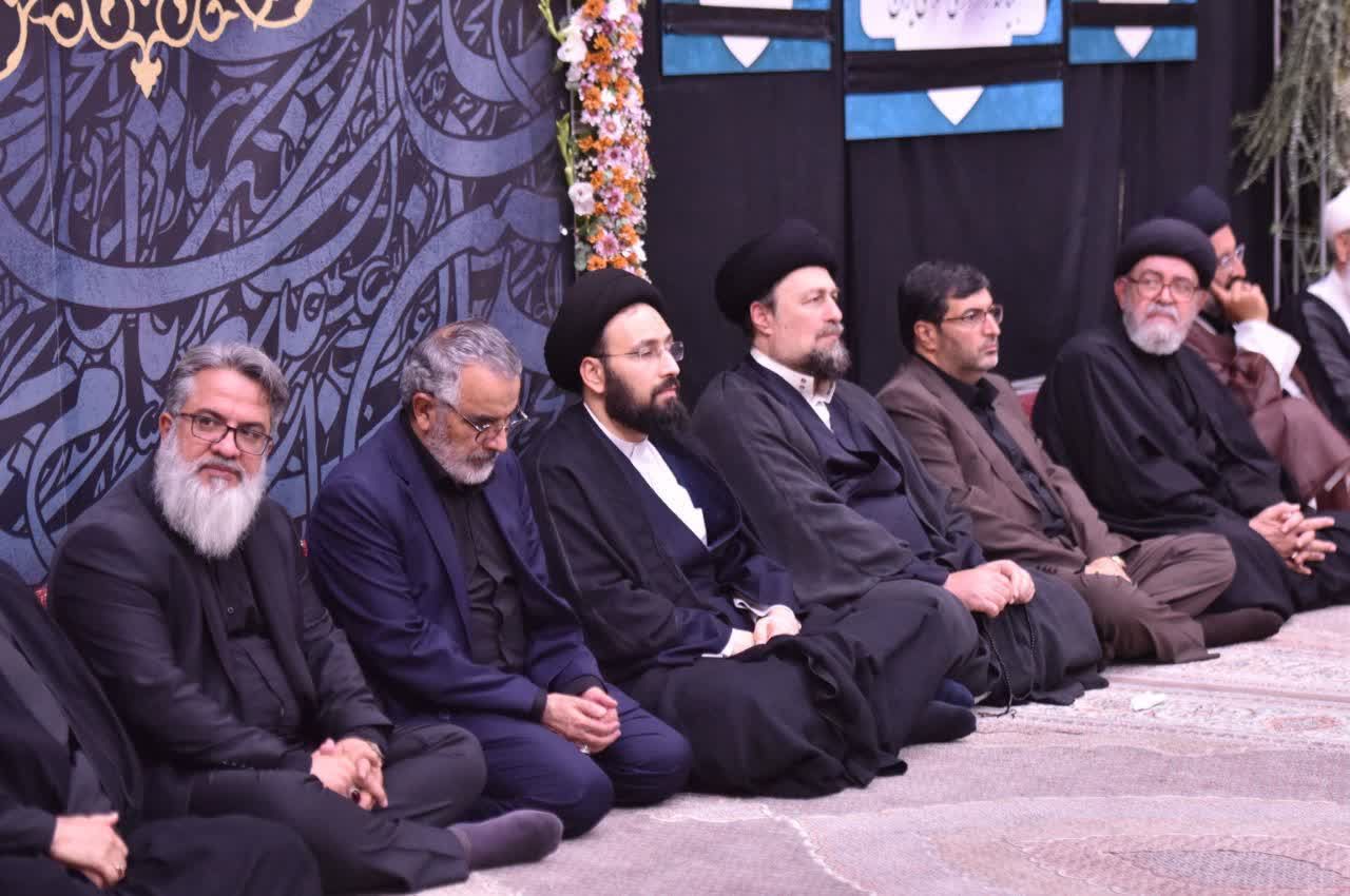 ویژه‌برنامه عزاداری دهه پایانی صفر در آستان مقدس حضرت امام خمینی(س) برگزار شد