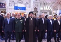 ادای احترام هیأت دولت به امام راحل در آغاز هفته دولت